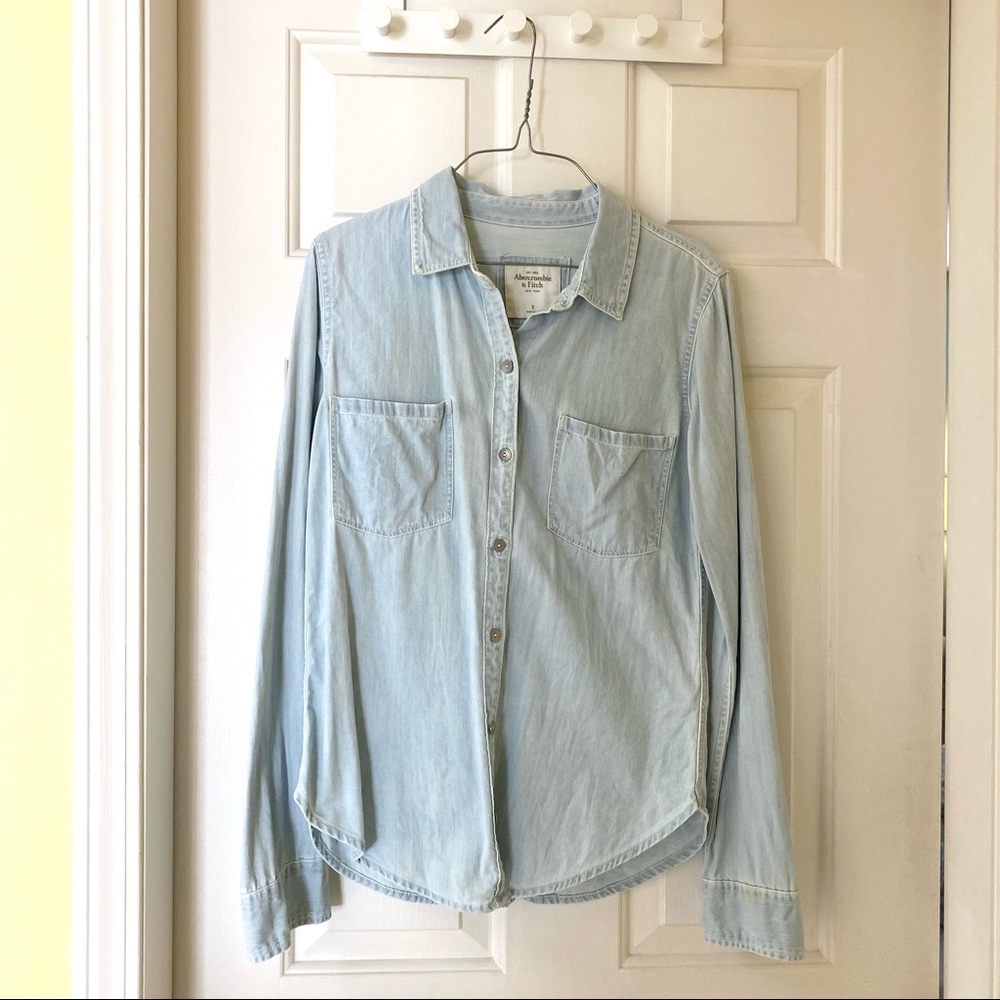 Abercrombie & Fitch Denim Button-up Shirt (Size S)